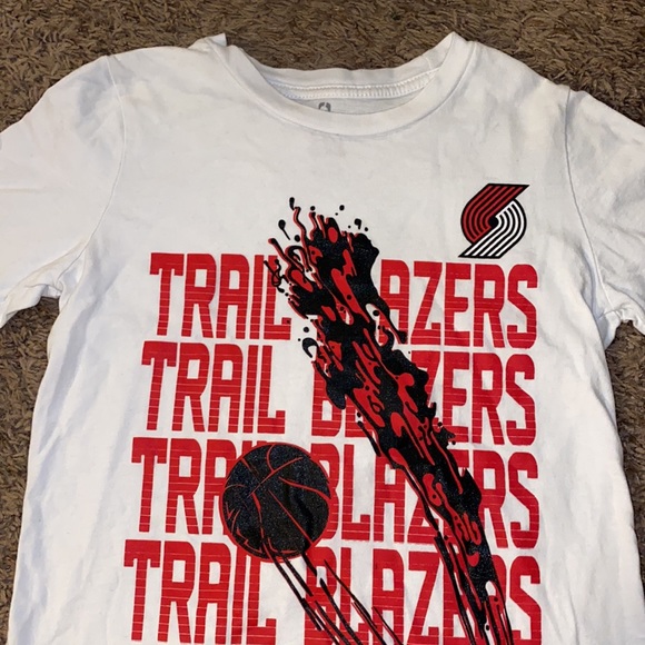 🦄3 FOR $15! NBA blazers t-shirt - Picture 3 of 8